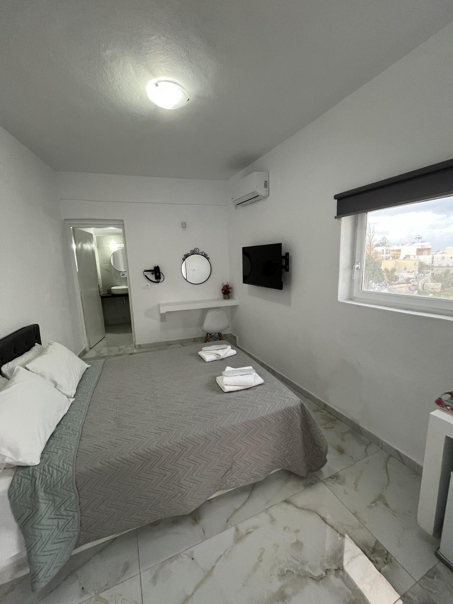 Stella Nomikou Apartments Фіростефані Екстер'єр фото