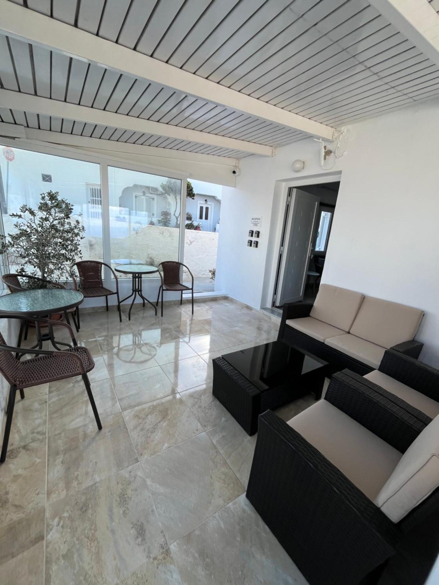 Stella Nomikou Apartments Фіростефані Екстер'єр фото